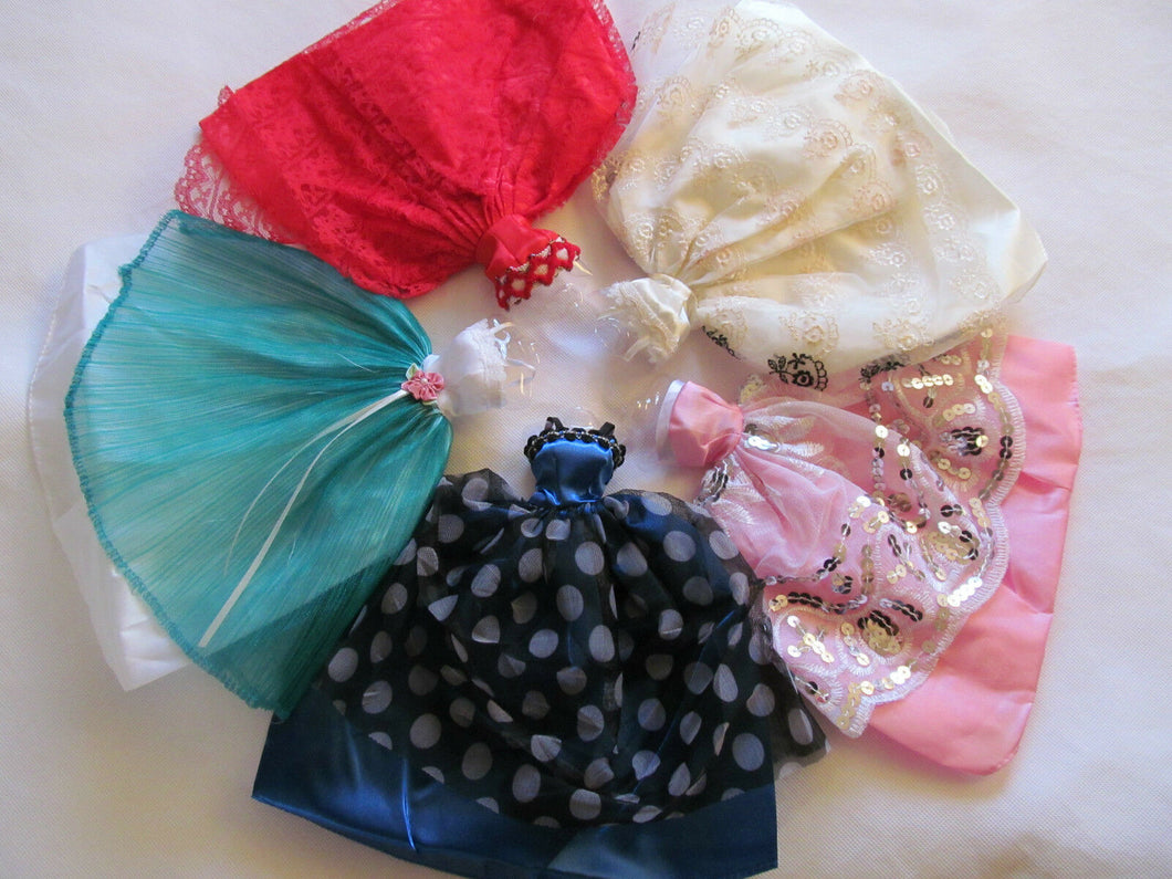 3x DOLL'S SIZED CLOTHING BALL GOWNS WEDDING DRESSES & 3 PAIRS SHOES FREE UK P&P