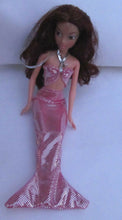 Load image into Gallery viewer, DOLL&#39;S SIZE CLOTHING DRESS PRINCESS MERMAID 2 PIECE OUTFIT 3 COLOURS UK SELLER
