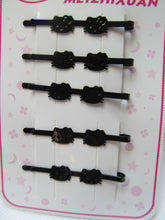 Load image into Gallery viewer, BUNDLE OF 21 GIRLS HAIR ACCESSORIES PONYTAIL BANDS SLIDES, CLIPS &amp; HEAD BANDS UK
