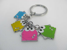 Load image into Gallery viewer, CUTE MULTI COLOURED FROGS ENAMEL METAL KEYRING KEY FOB GIFT IDEA UK SELLER
