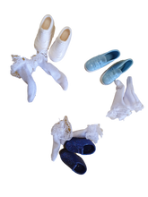 Load image into Gallery viewer, 2x COMPATIBLE WITH SINDY DOLL SIZED CLOTHING ACCESSORIES CUTE SHOES &amp; SOCKS
