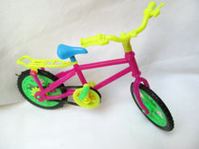Load image into Gallery viewer, PLASTIC 12&quot; DOLL SIZED ACCESSORY PEDDLE BIKE BICYCLE UK SELLER FREE P&amp;P

