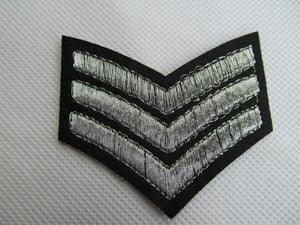 EMBROIDERY CLOTH MILITARY SILVER SERGEANT STRIPES PATCH IRON SEW ON 6.5cmx4.5cm