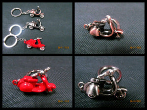UNIQUE MOPED MOTOR CYCLE VESPA MOVING HANDLE BAR SOLID METAL KEYRING GIFT IDEA