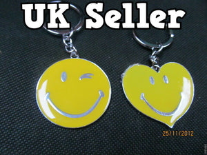 BIG YELLOW SMILEY HEART HAPPY FACE ENAMEL KEYRING HANDBAG CHARM GIFT UK SELLER