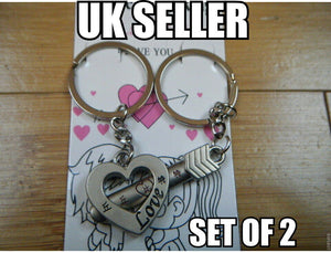 LOVERS SET OF 2 KEYRINGS MALE & FEMALE I LOVE YOU HEART AND ARROW CHINESE SYMBOL