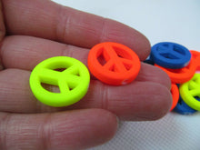 Load image into Gallery viewer, 25x BRIGHT NEON COLOURS 60s PEACE HIPPY LOGO JEWELLERY BEADS CHARMS UKSELLER
