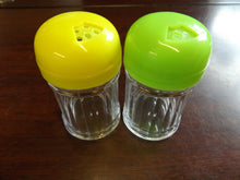 Load image into Gallery viewer, 10x mixed plastic salt pepper herbs and spices pots, multi colours free UK P&amp;P
