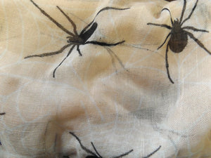 OFF-WHITE BEIGE SPIDER PRINT LADIES SCARF SHAWL SOFT FEEL 160cmx100cm UKSELLER