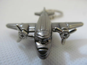 SILVER COLOUR SOLID METAL AEROPLANE MOVING PROPELLOR KEYRING CHARM UK SELLER
