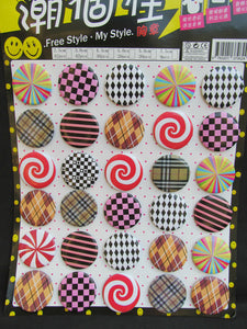 PACK OF 30 FASHION SWIRLS PSYCHEDELIC BADGES 40mm GIFT PARTY BAG RESALE UKSELLER