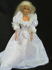 DOLL'S SIZED PRINCESS DIANA REPLICA SLEEVED WHITE WEDDING DRESS, VEIL & TRAIN