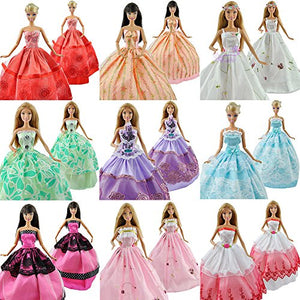Fat-catz-copy-catz Randomly Selected Dolls Dress Clothing Set Bundle: 15+ items: 10x Ball Gown Wedding Dresses, 10x Shoes, Boots, Accessories Mixed