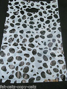 DALMATIAN ANIMAL DOG PRINT SPOTTED FASHION CARRIER GIFT BAGS 45+PER PACK 2 SIZES