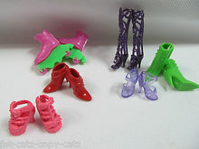 Load image into Gallery viewer, SET OF 6 SINDY DOLL ROLLER SKATES BLADES, SHOES, BOOTS HEELS UK SELLER FREE P&amp;P
