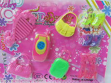 Load image into Gallery viewer, 8 PIECE SINDY DOLL SIZED ACCESSORIES SHOES BOOTS HANDBAGS COMB SUITCASE UKSELLER
