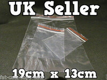 Load image into Gallery viewer, 100x 19cmx13cm CLEAR PLASTIC GRIP &amp; SELF SEAL PLASTIC POLYTHENE BAGS REUSABLE UK
