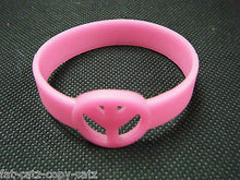 Load image into Gallery viewer, HIPPY SILICONE UNISEX WRIST FRIENDSHIP PEACE LOVE LOGO BAND BRACELET 5 COLOURS
