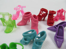 Load image into Gallery viewer, 12&quot; DOLLS SIZE CLOTHING 10,20 or 30 PAIRS SHOES BOOTS HEELS UKSELLER FREE P&amp;P
