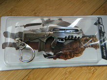 Load image into Gallery viewer, FAMAS NOVELTY REPLICA ASSAULT RIFLE MACHINE GUN PISTOL KEYRING CHAIN UK SELLER

