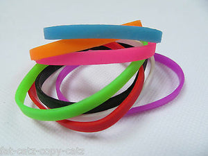 Set of 8 Slim Unisex Silicone Fashion Bands Bracelets Friendship 0.5cm UK Seller